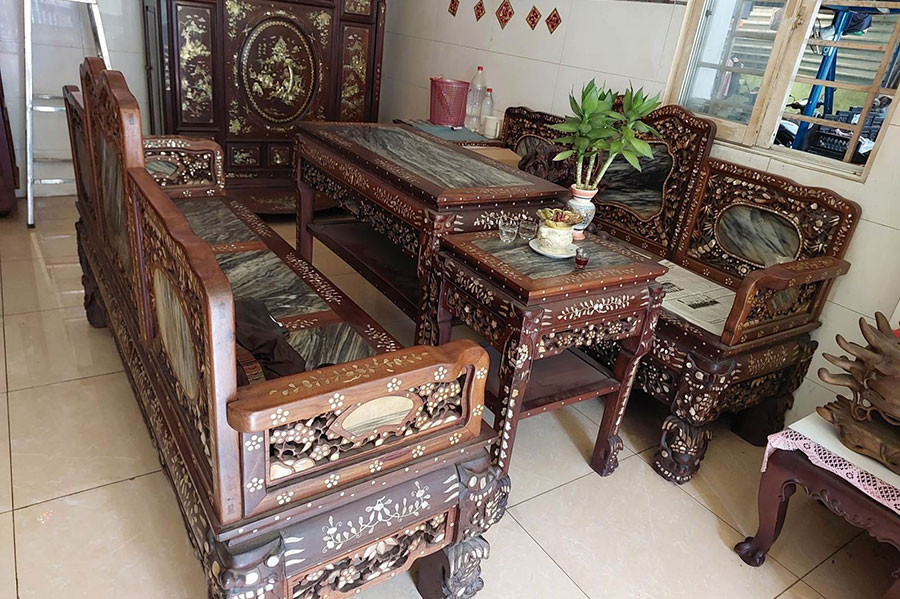 thu mua đồ gỗ cũ huyện Hóc Môn